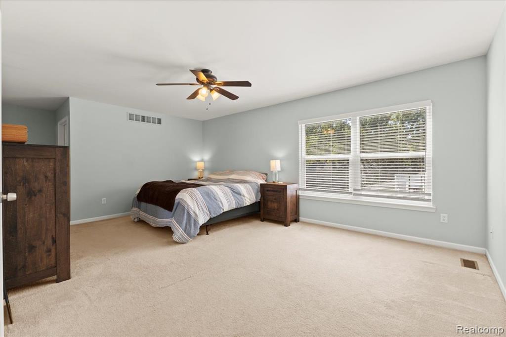 528 Marlin Avenue, Royal Oak, MI 48067 — Photo 18