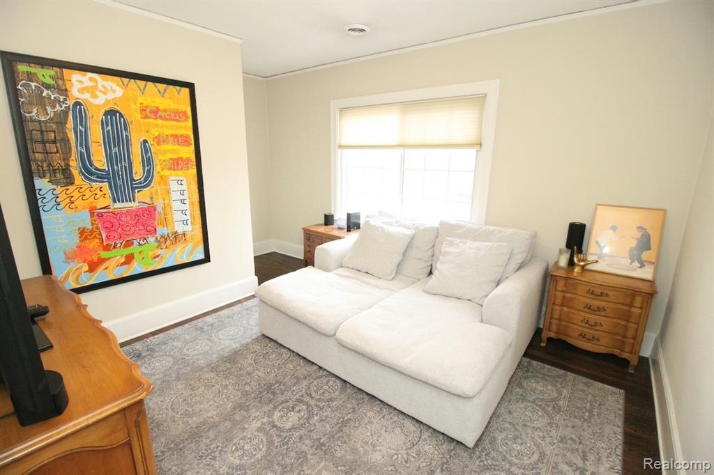 1383 Bishop Road, Grosse Pointe, MI 48230 — Photo 37
