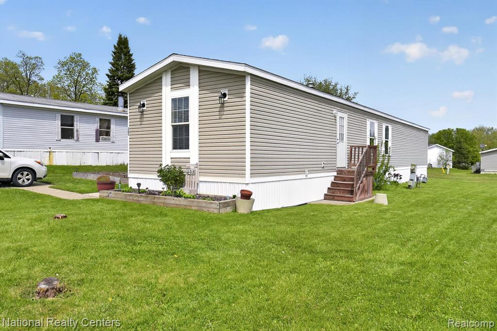 2735 S Wagner Road, 103, Ann Arbor, MI 48103 — Photo 2