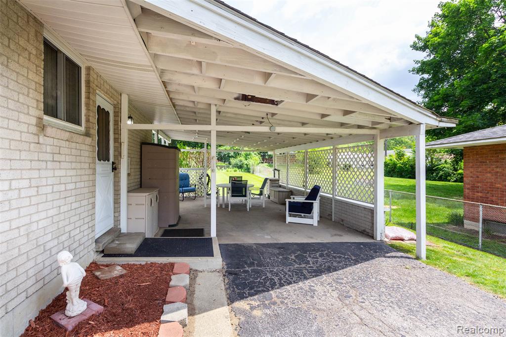772 Robbinann Drive, Waterford, MI 48328 — Photo 42