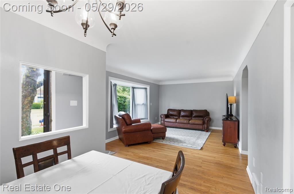 733 S Webik Avenue, Clawson, MI — Photo 14