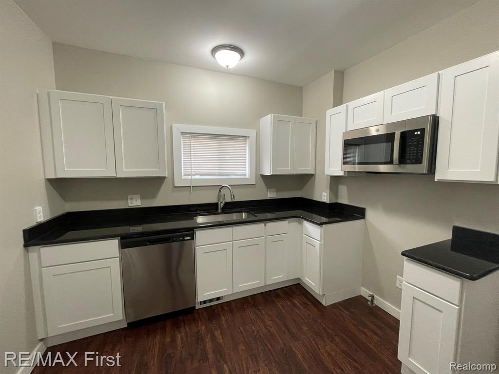 491 MARLBOROUGH Street, Detroit, MI 48215 — Photo 8