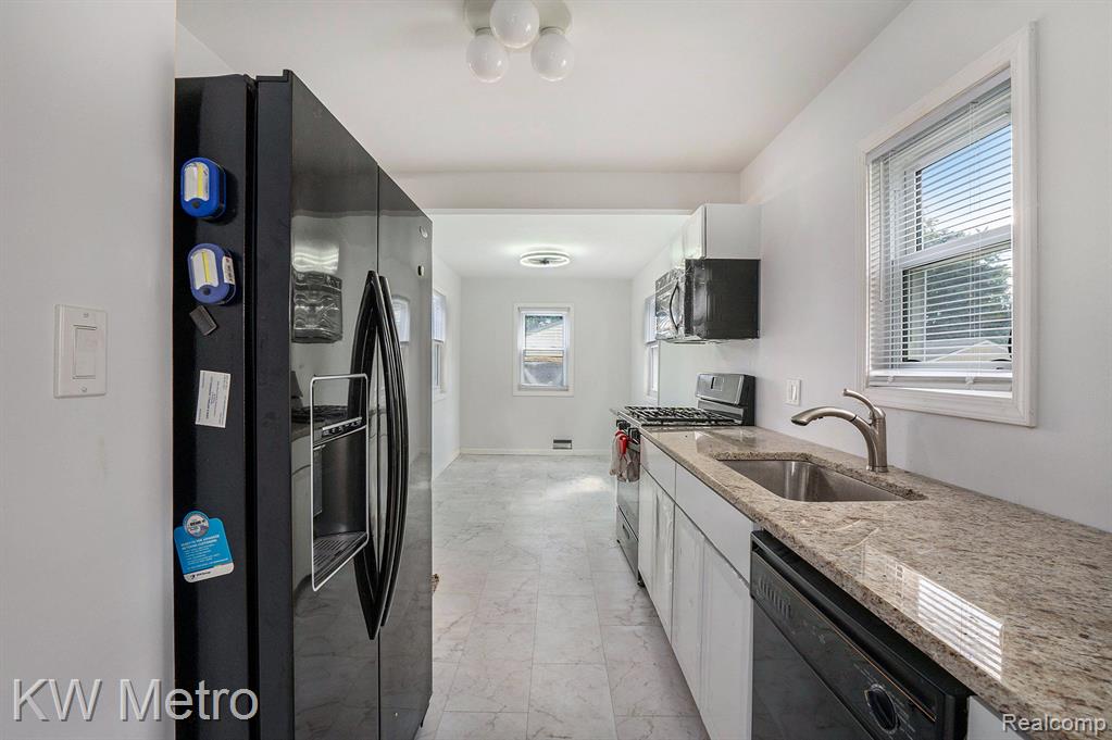 9922 Garfield, Redford, MI 48239 — Photo 9