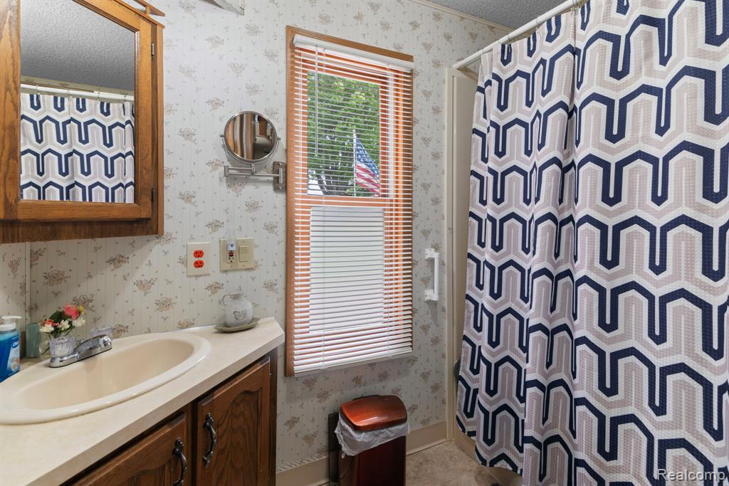 704 Webber Court, Linden, MI 48451 — Photo 22