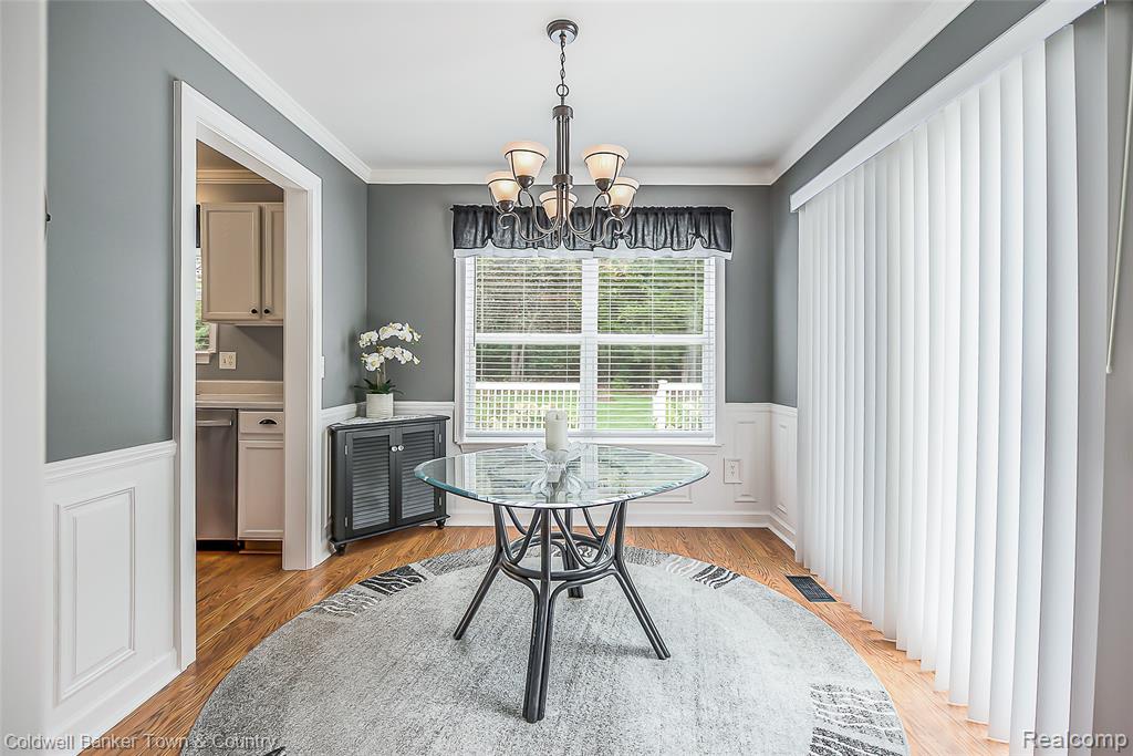 9344 Huron Park Drive, Brighton, MI 48116 — Photo 9