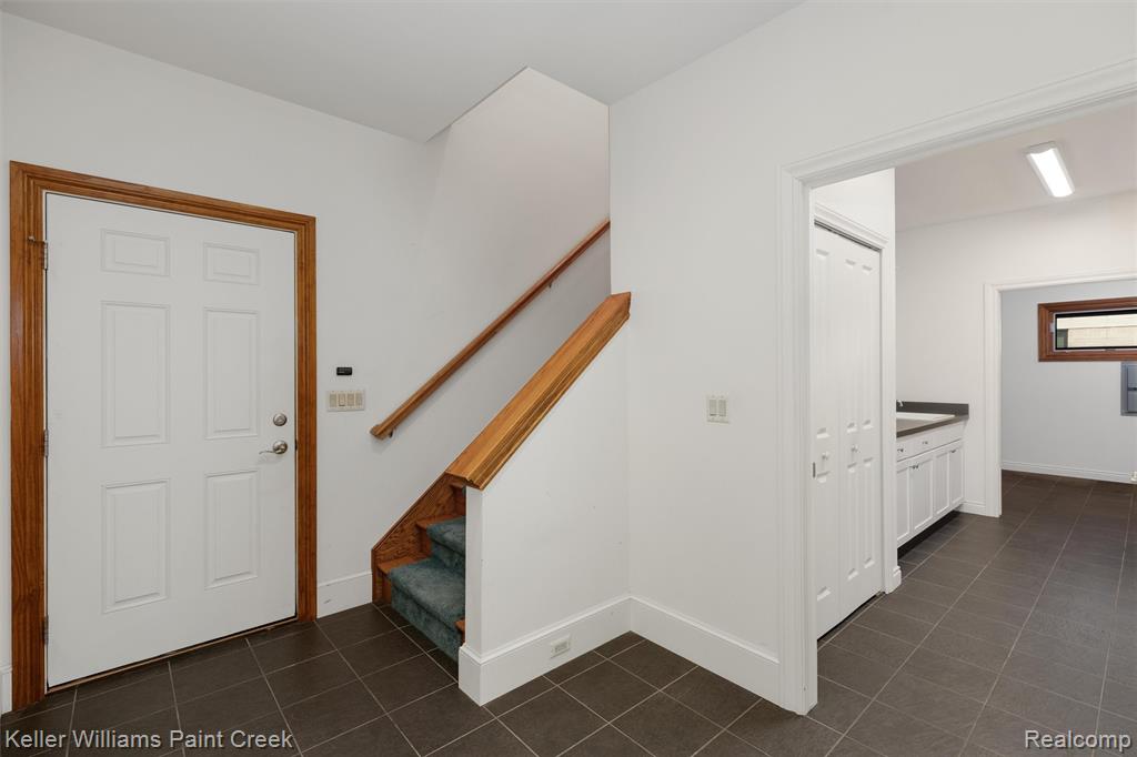 37580 Lakeshore Drive, Harrison Township, MI — Photo 45