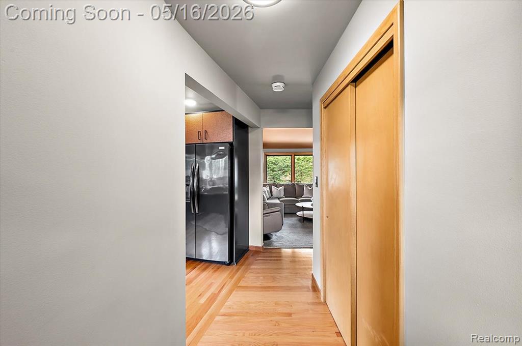 16933 Lauderdale Avenue, Beverly Hills, MI 48025 — Photo 7
