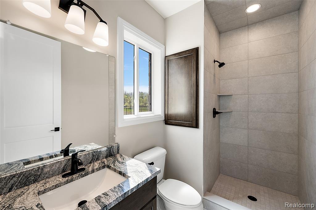 18790 Via Firenze, Macomb, MI 48044 — Photo 11