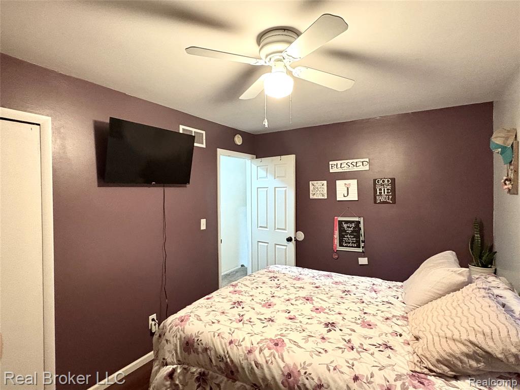 3725 Bronson Lake Road, Lapeer, MI 48446 — Photo 16