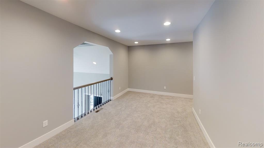 2515 Barberry Drive, 21, Shelby Twp, MI 48316 — Photo 14