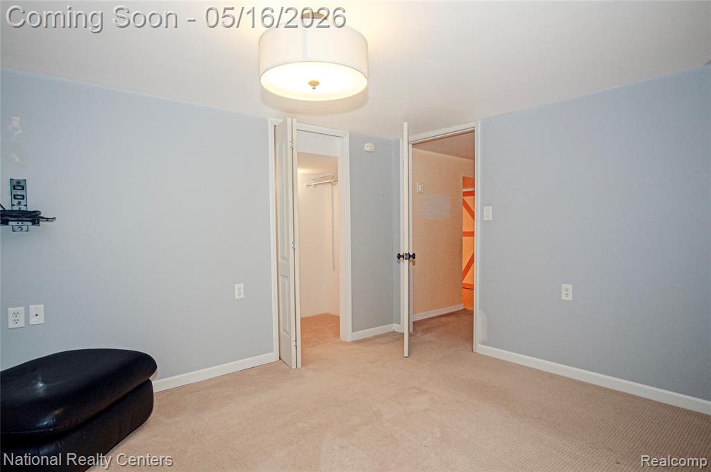 2446 Milverton Drive, Troy, MI 48083 — Photo 28