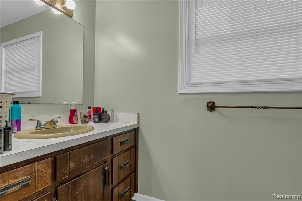 4608 Huntington Drive, Port Huron, MI 48060 — Photo 22