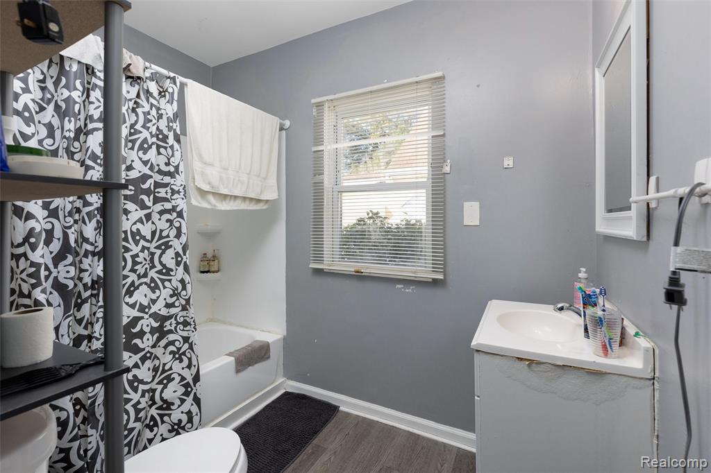 7212 Hudson Avenue, Warren, MI 48091 — Photo 8