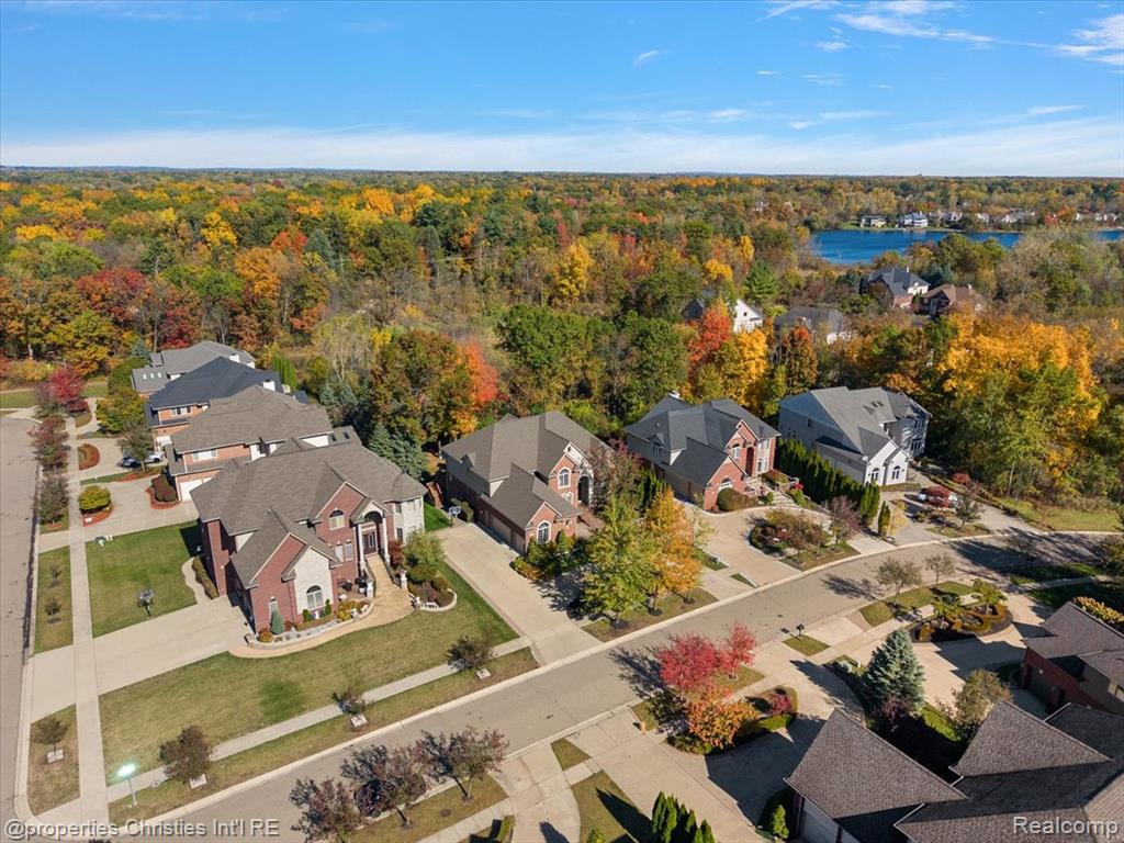 7220 Essex Drive, West Bloomfield, MI — Photo 13