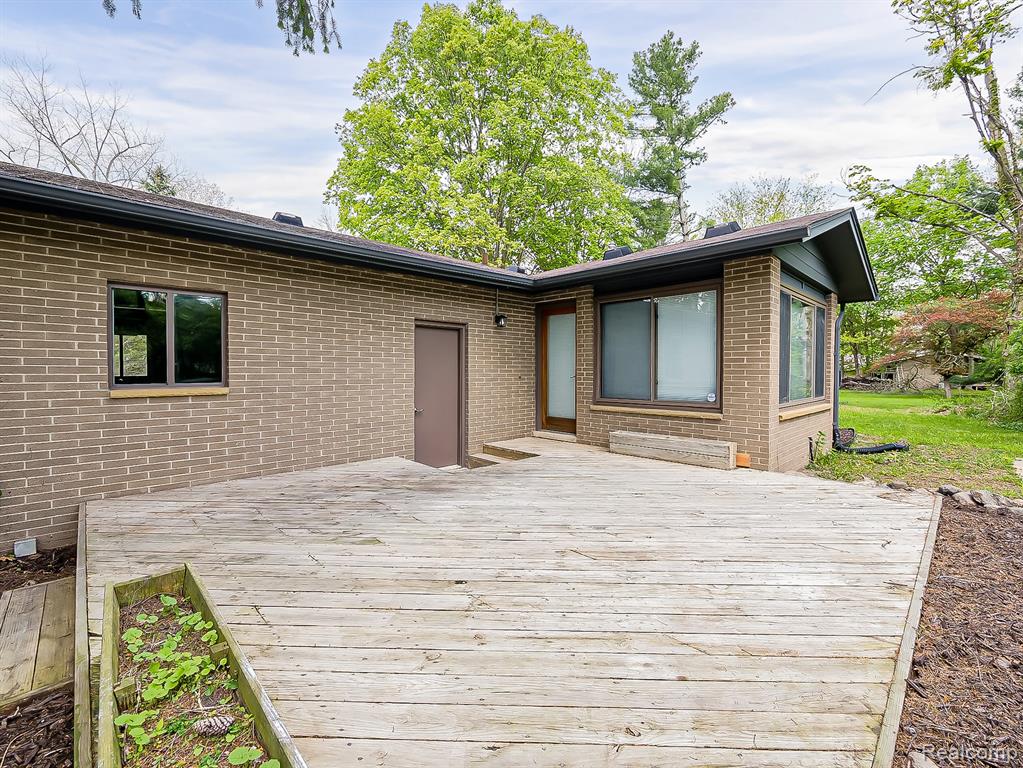 7580 Thornwood Street, Canton, MI 48187 — Photo 16