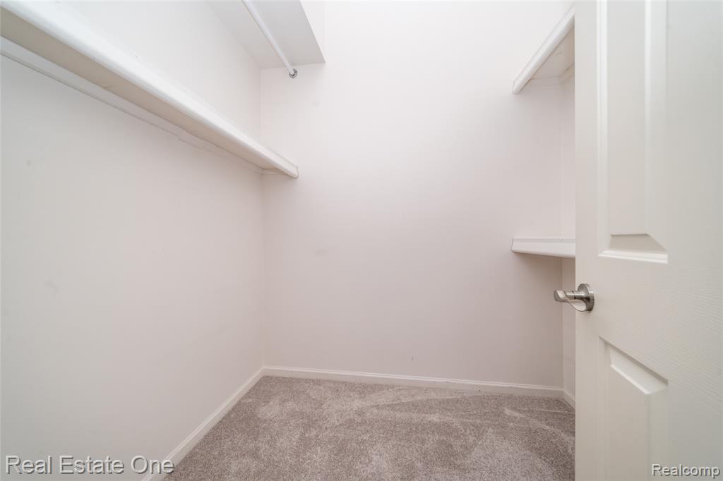 24099 Tana Court, Farmington, MI 48335 — Photo 43
