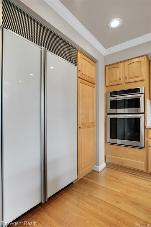 6369 Peach Tree Court, Rochester Hills, MI 48306 — Photo 18