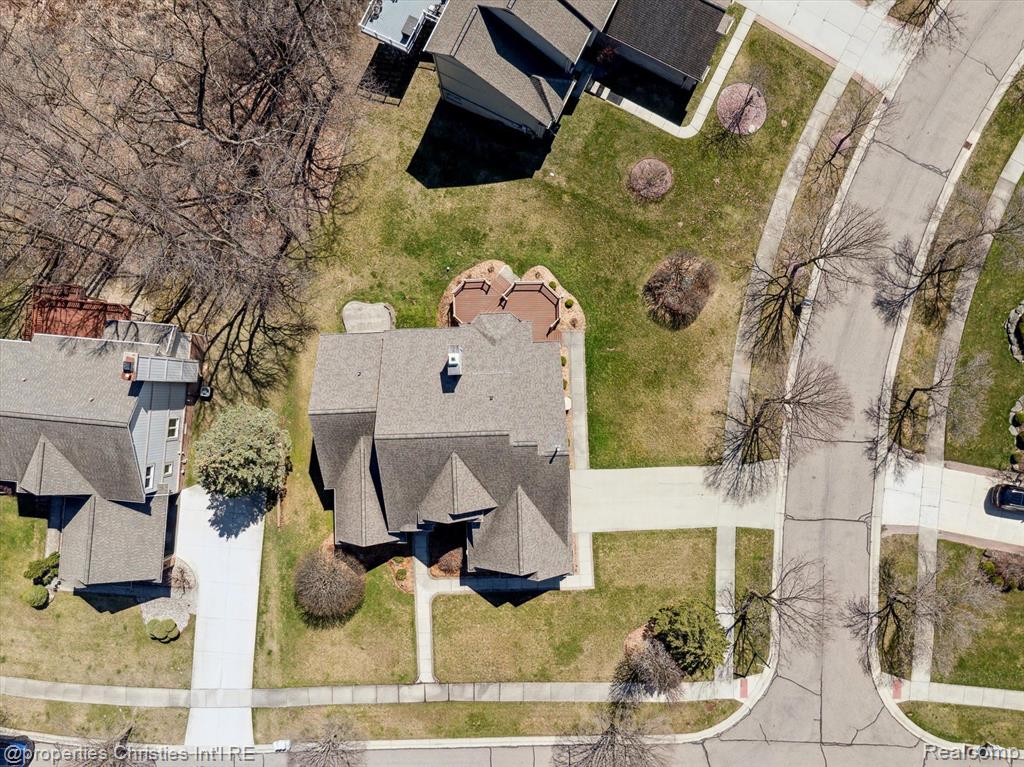 40611 PAISLEY Circle, Novi, MI 48377 — Photo 72