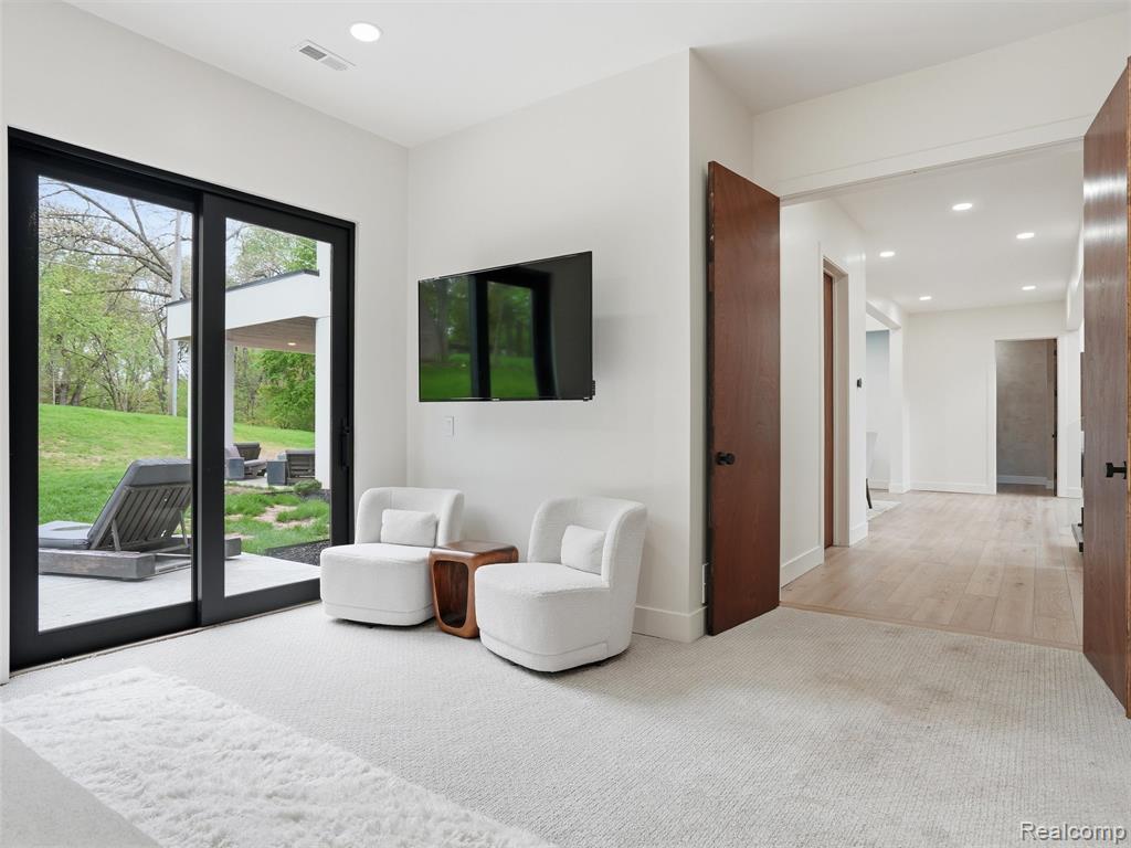 1715 Lone Pine Road, Bloomfield Hills, MI 48302 — Photo 23