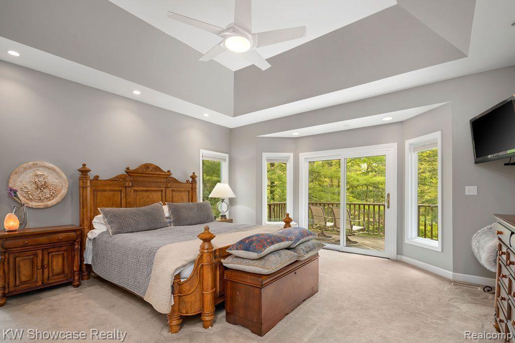 6061 TURNBERRY Drive, Commerce Twp, MI 48382 — Photo 29