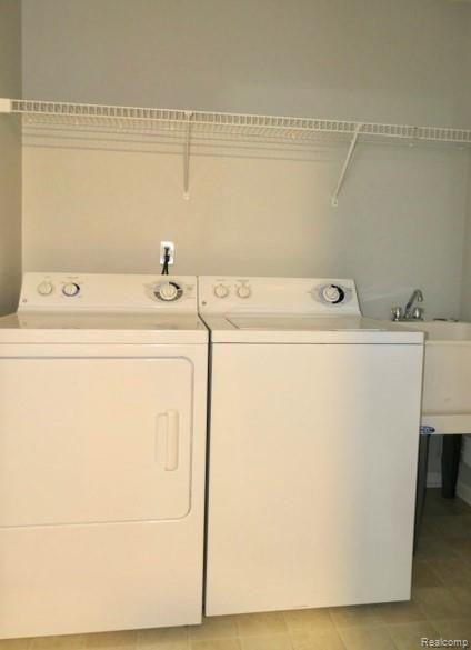 27102 CHANTEL, Walled Lake, MI 48390 — Photo 12