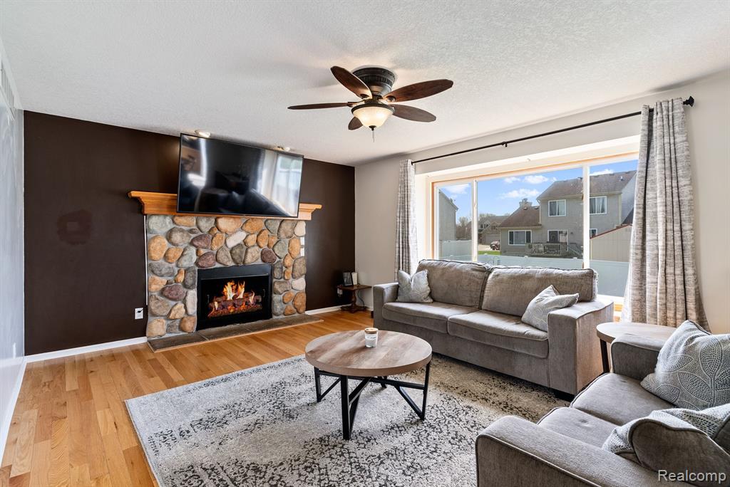 5166 CYPRESS Circle, Grand Blanc, MI 48439 — Photo 10