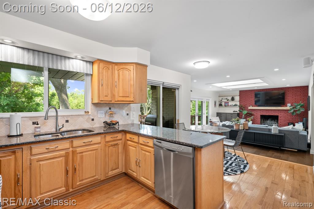 12901 Drury Lane, Plymouth, MI 48170 — Photo 22