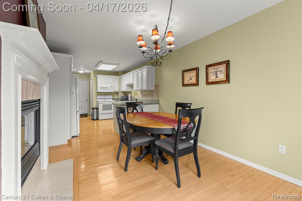 134 Legacy Park Circle, Dearborn Heights, MI 48127 — Photo 18
