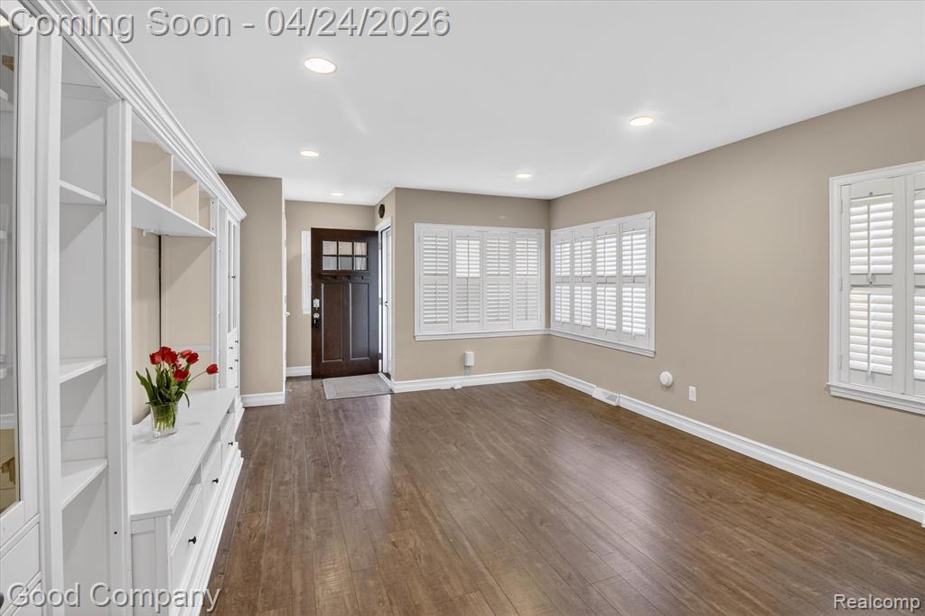 627 Kayser Avenue, Royal Oak, MI 48067 — Photo 15