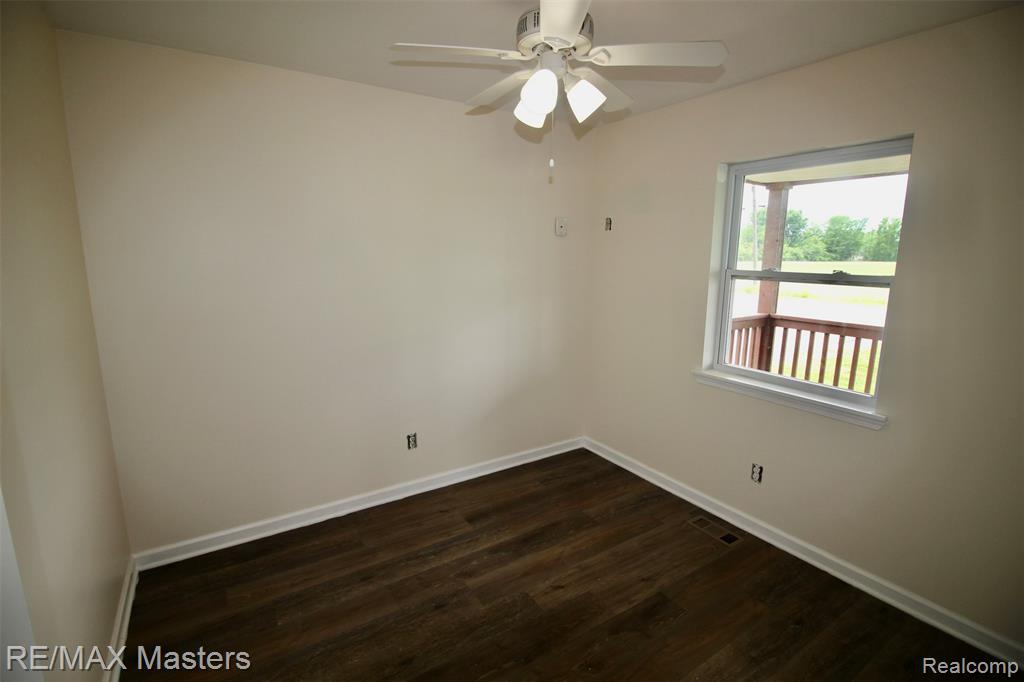 5053 Trombley Road, Newport, MI 48166 — Photo 9