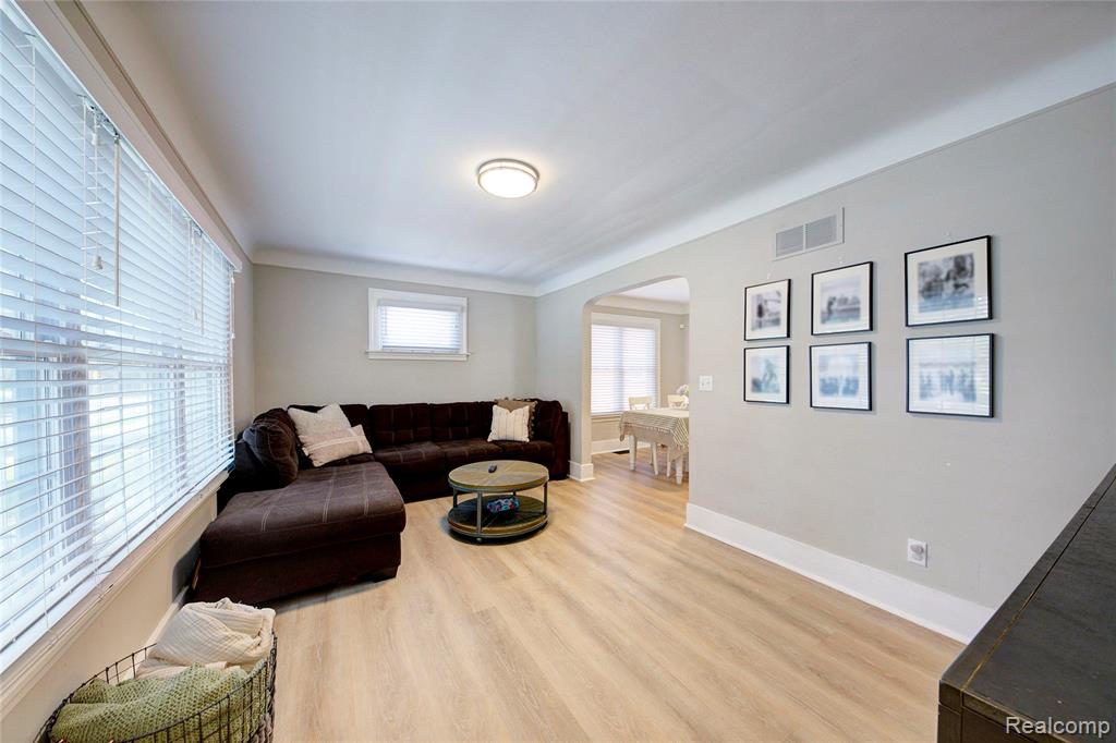 478 E Breckenridge Street, Ferndale, MI 48220 — Photo 4