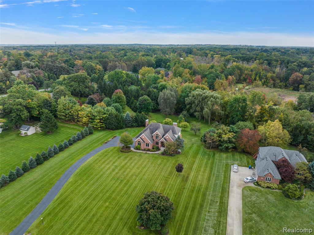 190 Sequoia Lane, Leonard, MI 48367 — Photo 62