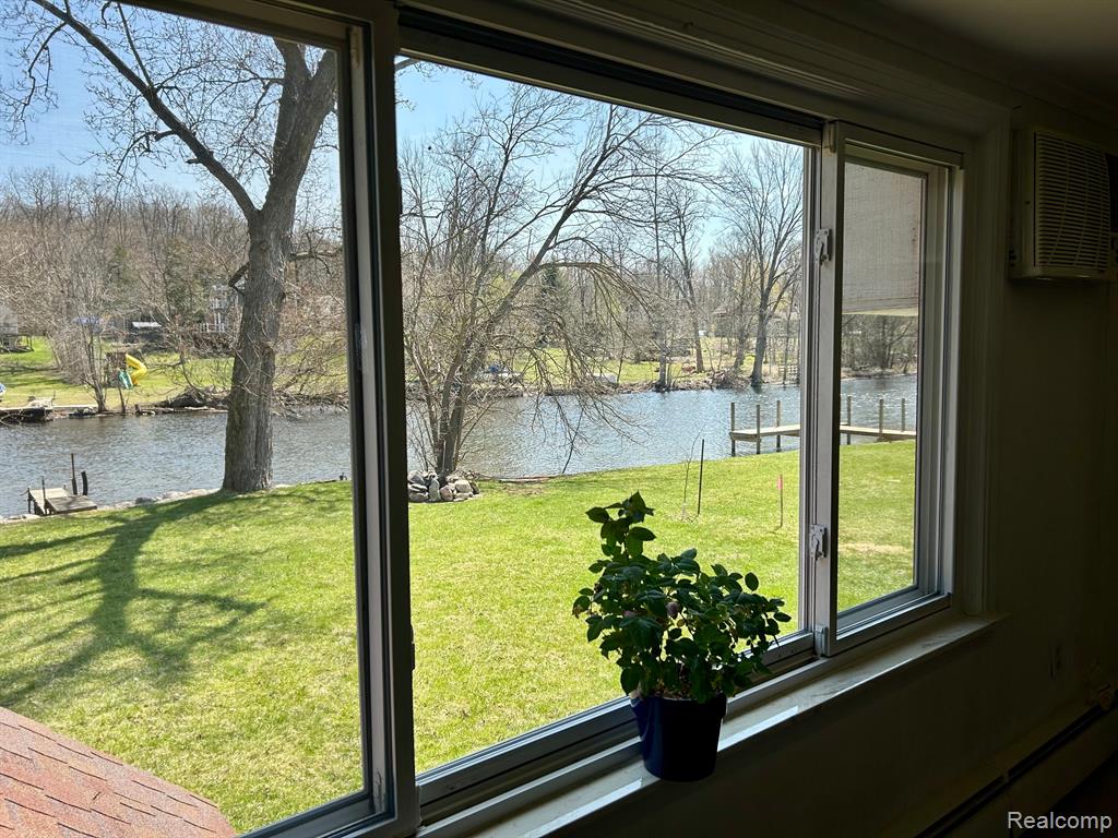 9343 Shannon Drive, Brighton, MI 48116 — Photo 13