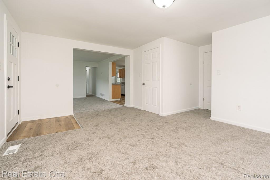 8249 Beers Road, Swartz Creek, MI 48473 — Photo 9