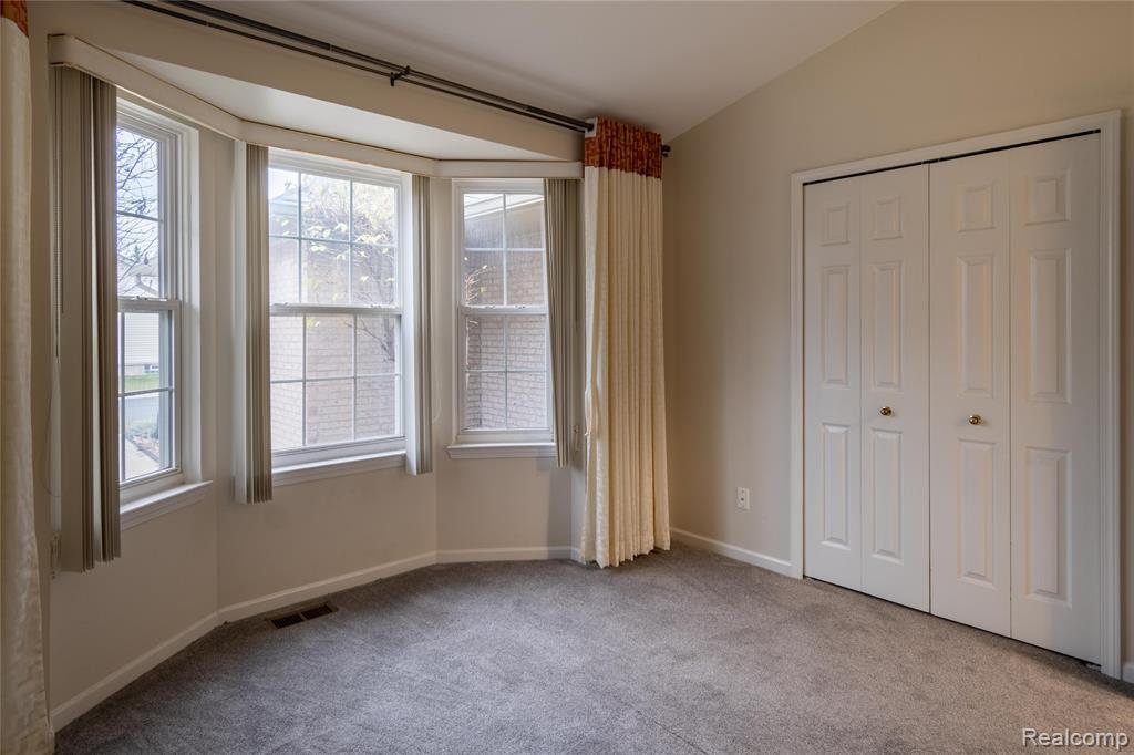 41063 Millbrook Drive, Sterling Heights, MI 48314 — Photo 15
