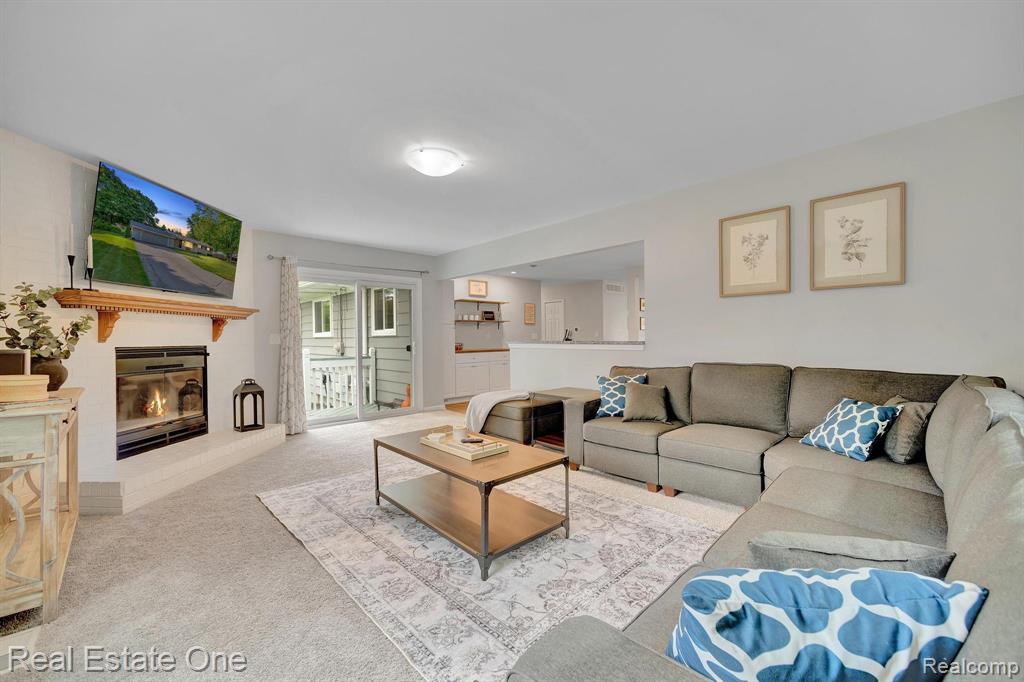 861 Seymour Lake Road, Oxford, MI 48371 — Photo 13