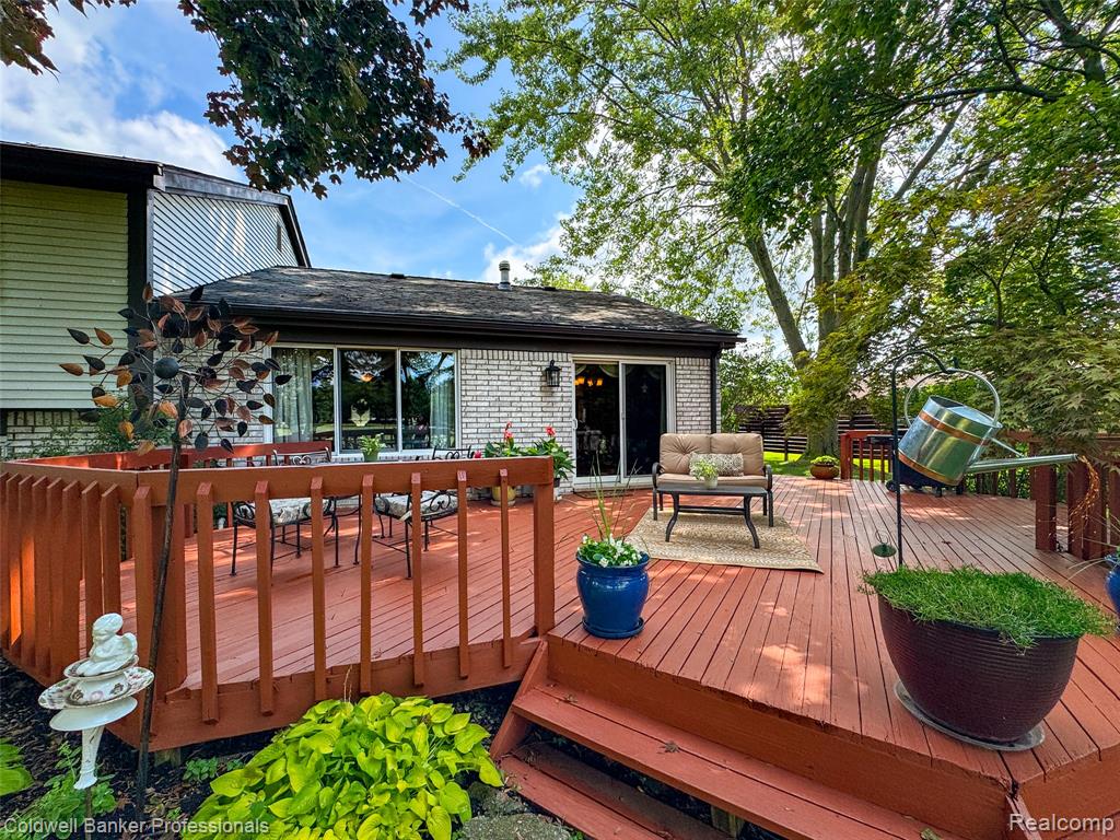 5075 Bayside Drive, Troy, MI 48098 — Photo 38