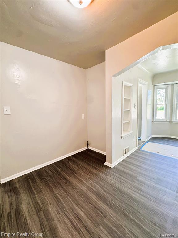 9646 Ward Street, Detroit, MI 48227 — Photo 12