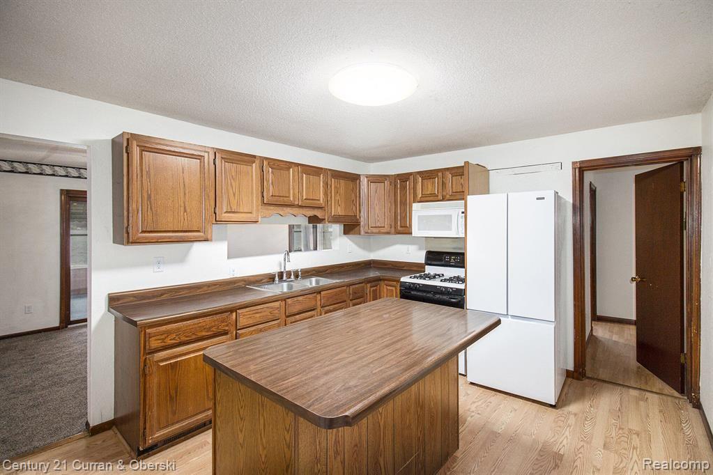 657 LANE Drive, Jackson, MI 49201 — Photo 8