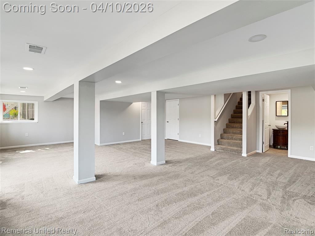 16431 Oak Hill Drive, Fenton, MI 48430 — Photo 45