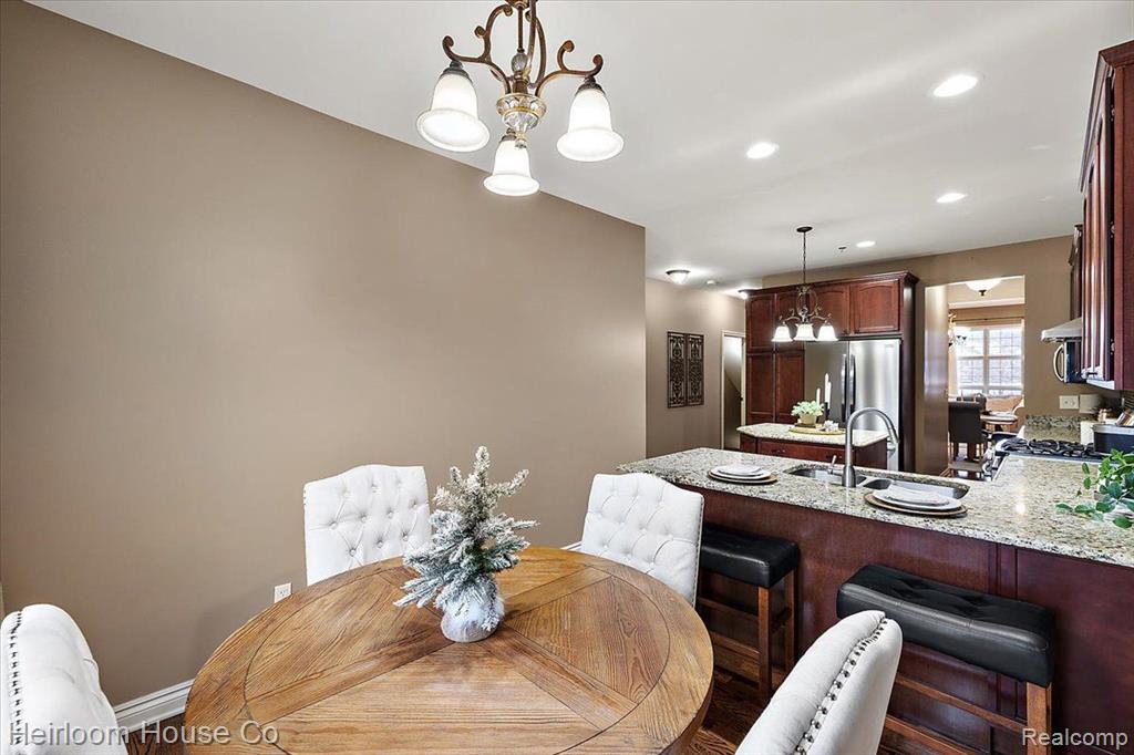 45926 S STONEWOOD Road, Canton, MI 48187 — Photo 9