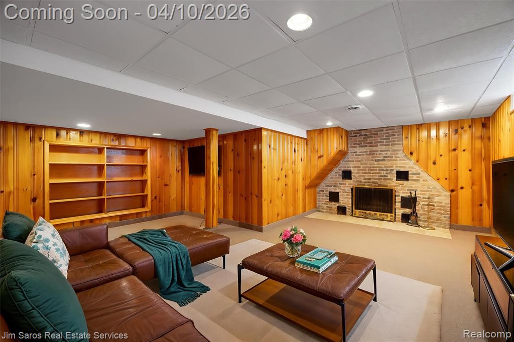 1101 Torrey Road, Grosse Pointe Woods, MI 48236 — Photo 25