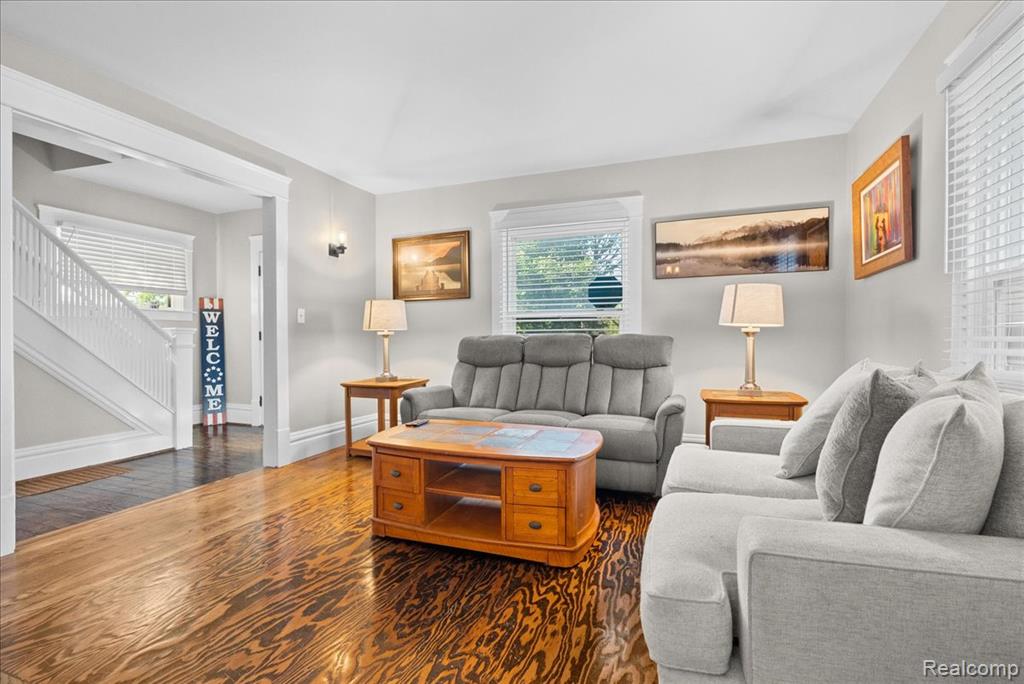 726 W Willow Street, Lansing, MI 48906 — Photo 4