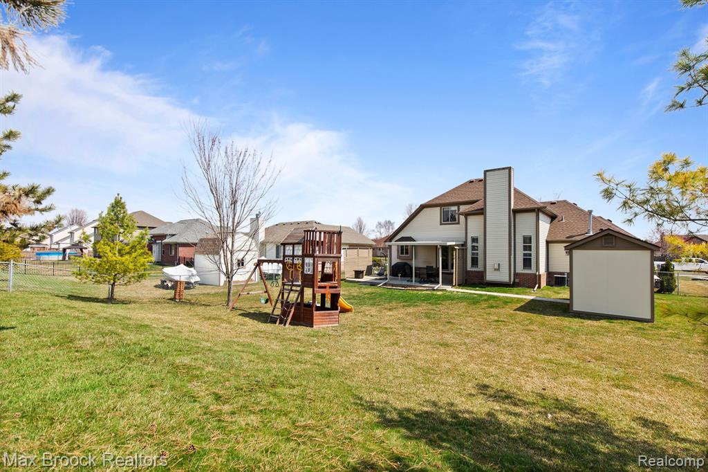 52449 ROBINS NEST Drive, Chesterfield, MI 48047 — Photo 36