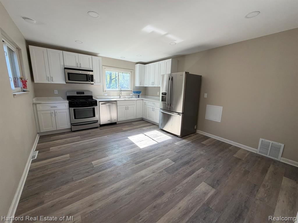 6212 Westwood Street, Detroit, MI 48228 — Photo 11