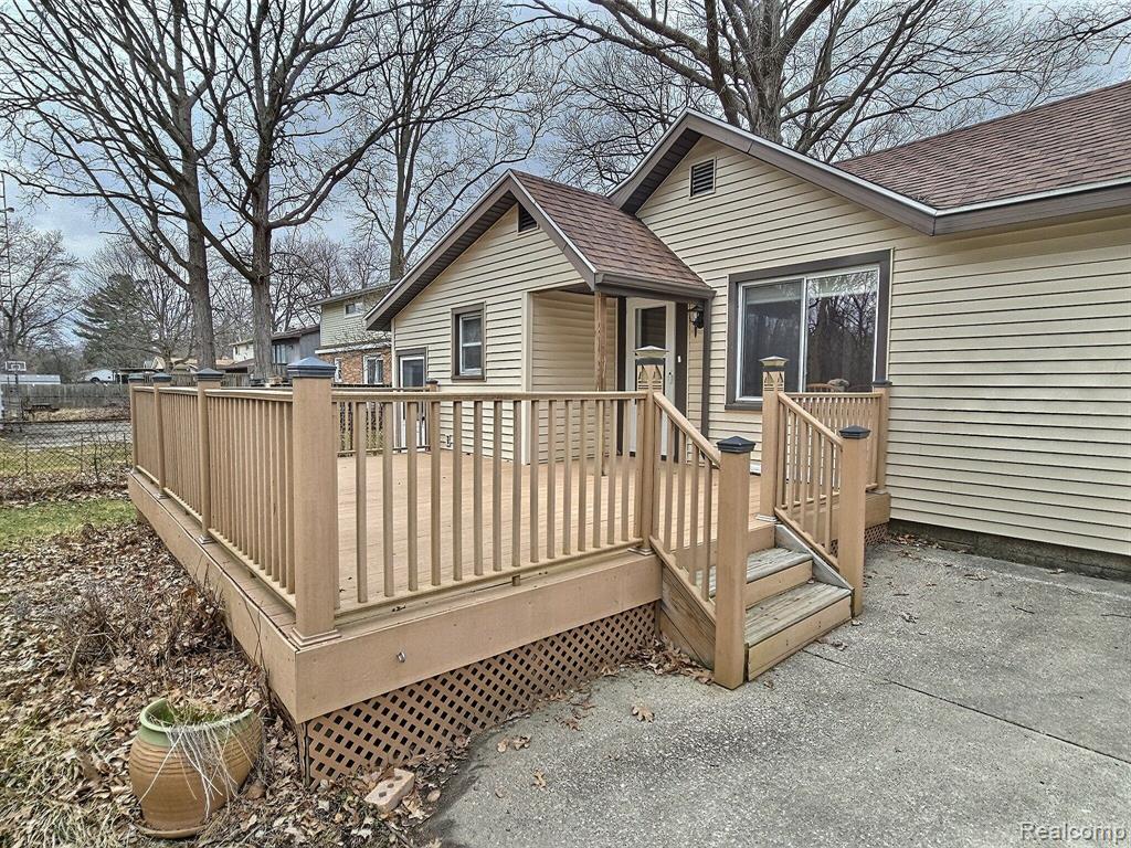 4322 SPRINGFIELD Street, Burton, MI 48509 — Photo 19