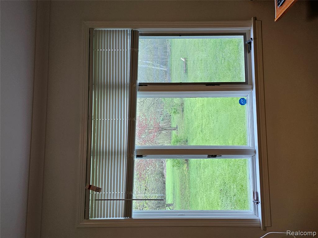 3377 S MACKIN Road, Road, Flint, MI 48504 — Photo 17