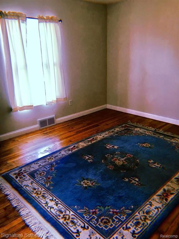 8310 BADGER Street, Detroit, MI 48213 — Photo 14