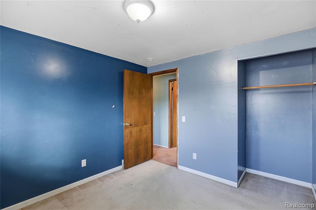 6230 Barker Drive, Waterford, MI 48329 — Photo 21