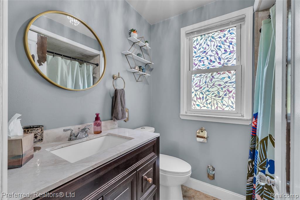 190 Crocker Boulevard, Mount Clemens, MI 48043 — Photo 31
